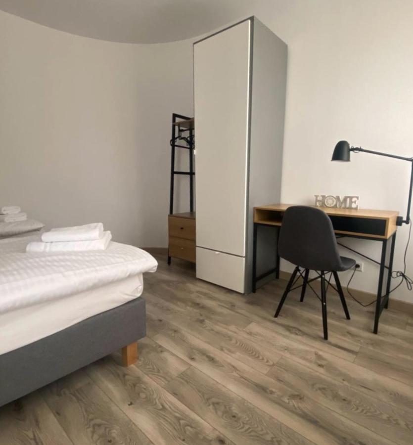Apartamenty Zatorze Лешно Екстериор снимка