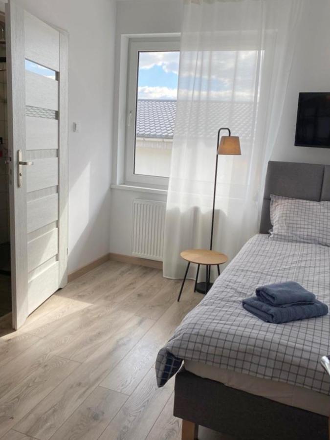 Apartamenty Zatorze Лешно Екстериор снимка