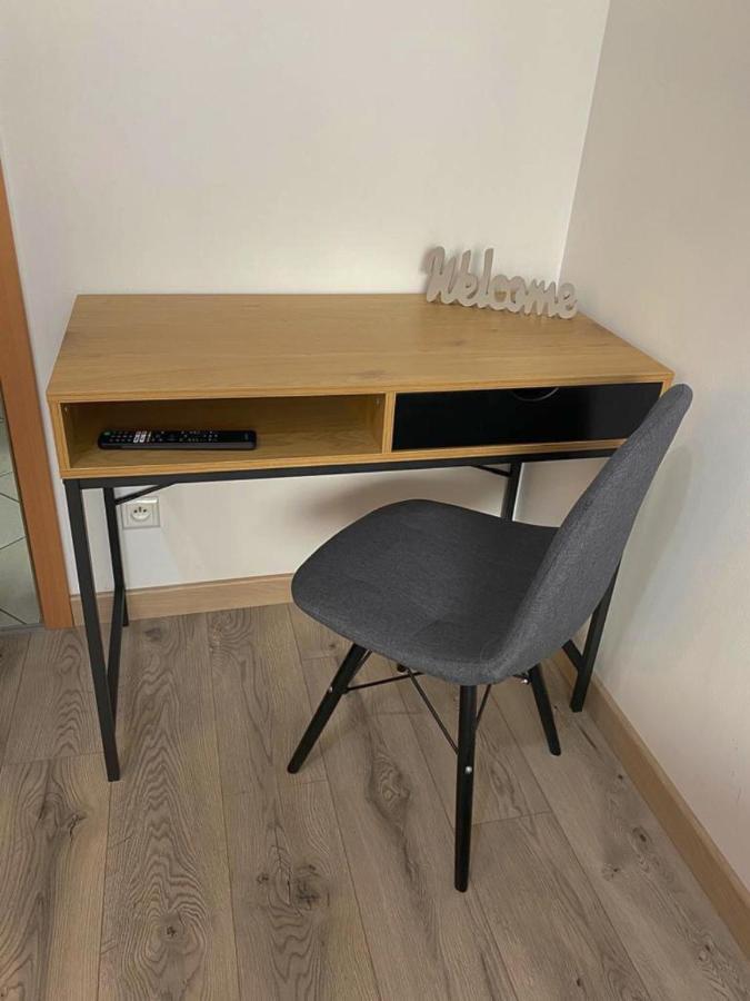 Apartamenty Zatorze Лешно Екстериор снимка