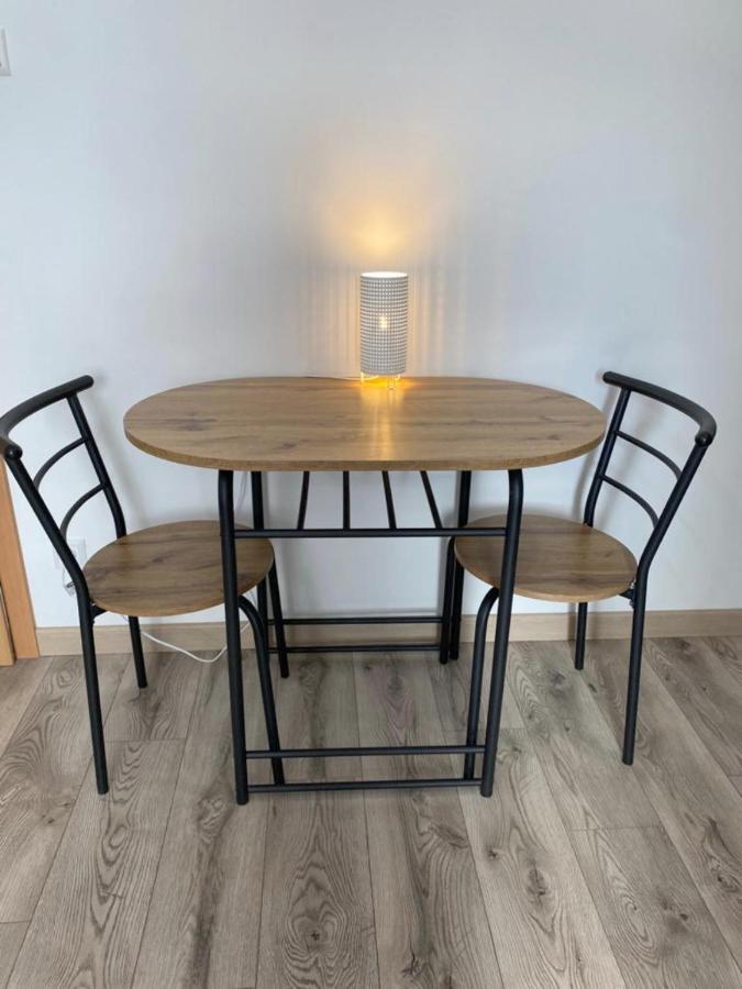 Apartamenty Zatorze Лешно Екстериор снимка