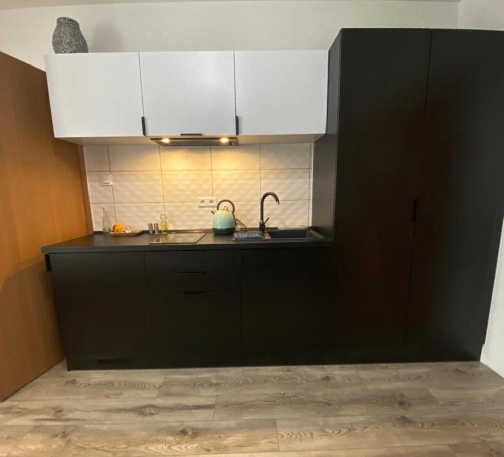 Apartamenty Zatorze Лешно Екстериор снимка
